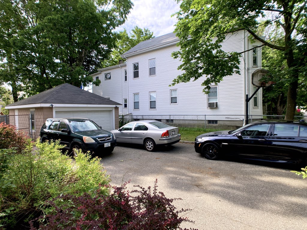 4 bed, 2 bath apartment for rent at 135 Park St Unit 2, Medford — photo 33 of 33