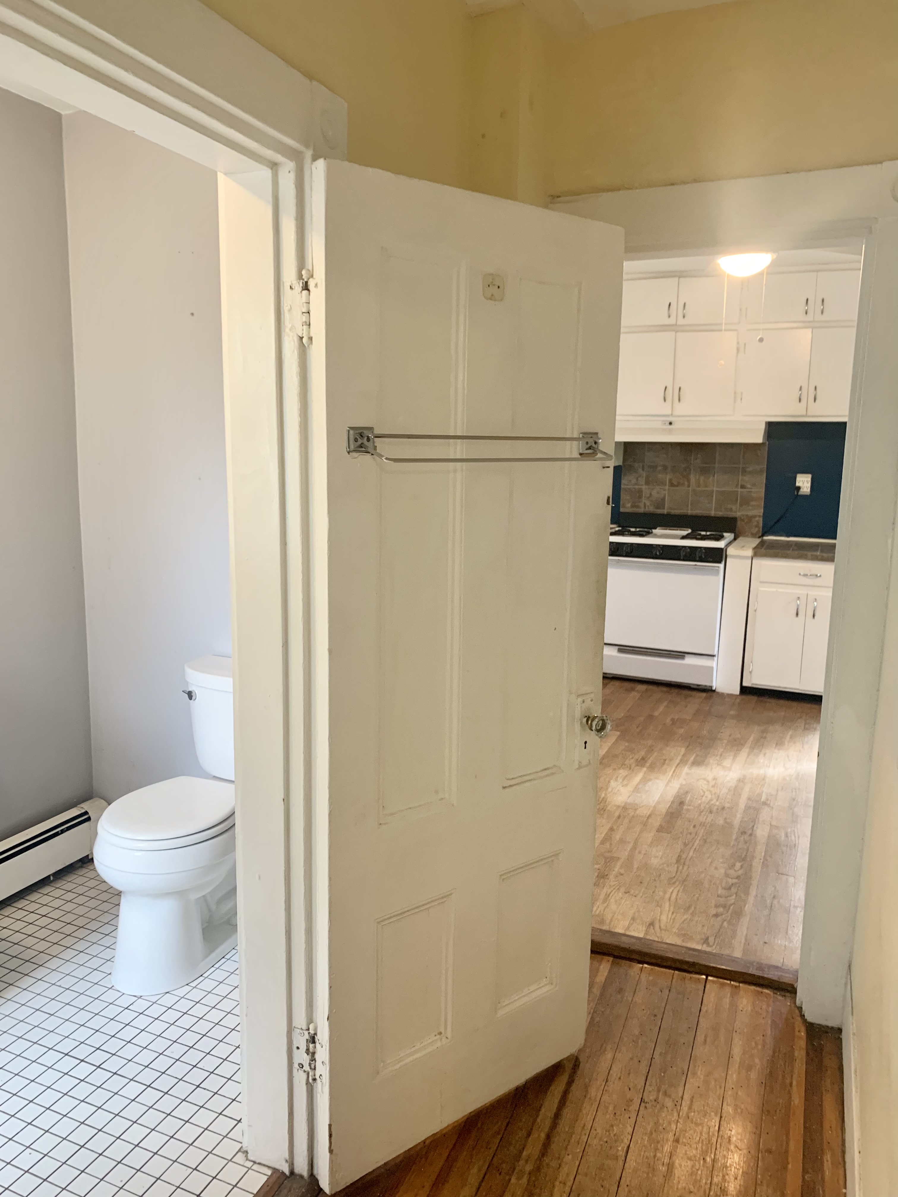 2 bed, 1 bath apartment for rent at 27 Wendell St Unit 1, Baldwin — photo 19 of 27
