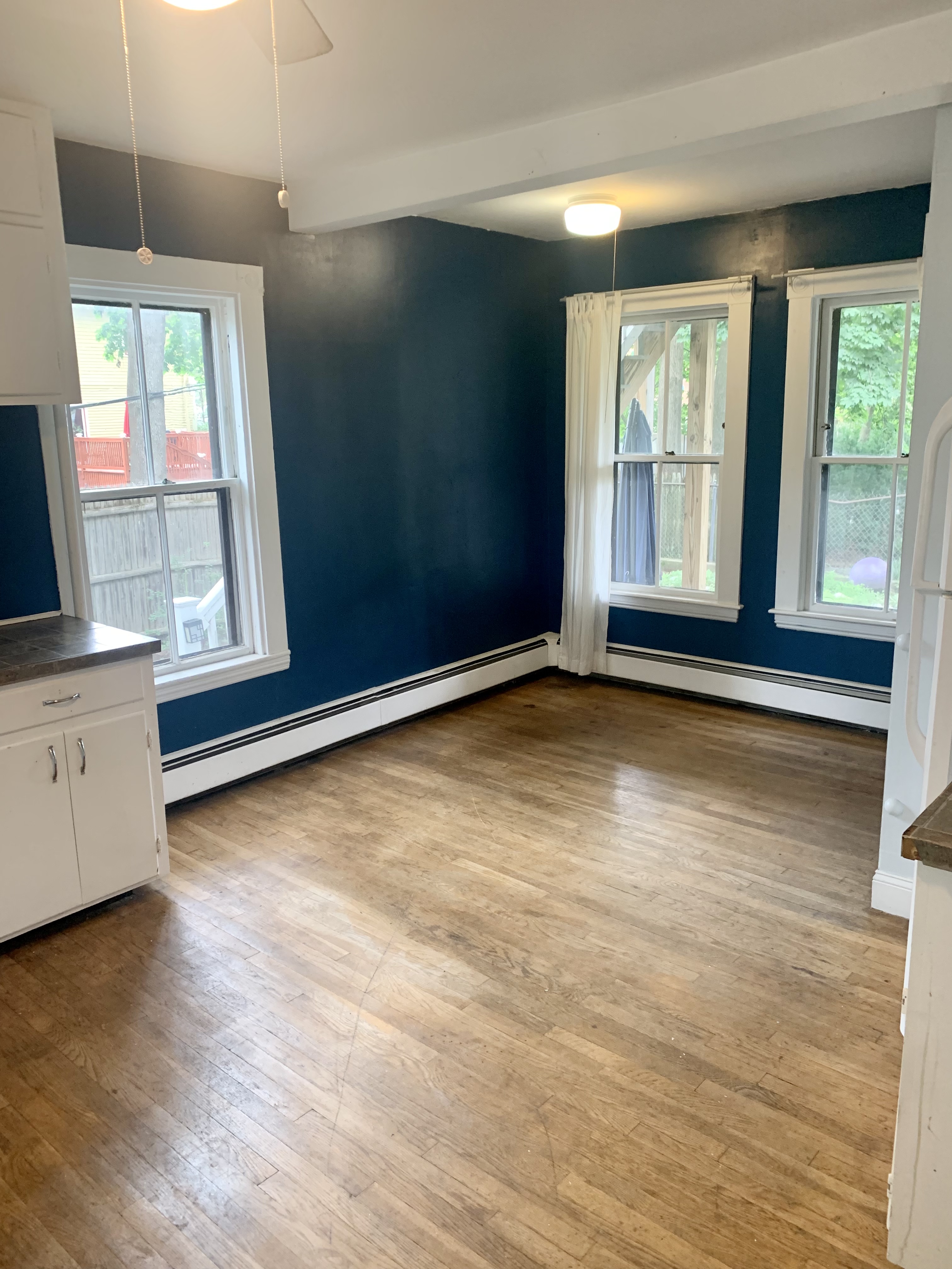 2 bed, 1 bath apartment for rent at 27 Wendell St Unit 1, Baldwin — photo 5 of 27