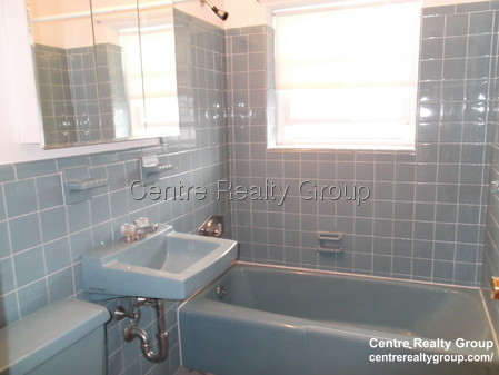 2 bed, 1 bath apartment for rent at 147 North St Unit D, Newtonville — photo 4 of 7
