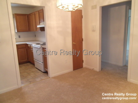 2 bed, 1 bath apartment for rent at 147 North St Unit D, Newtonville — photo 2 of 7