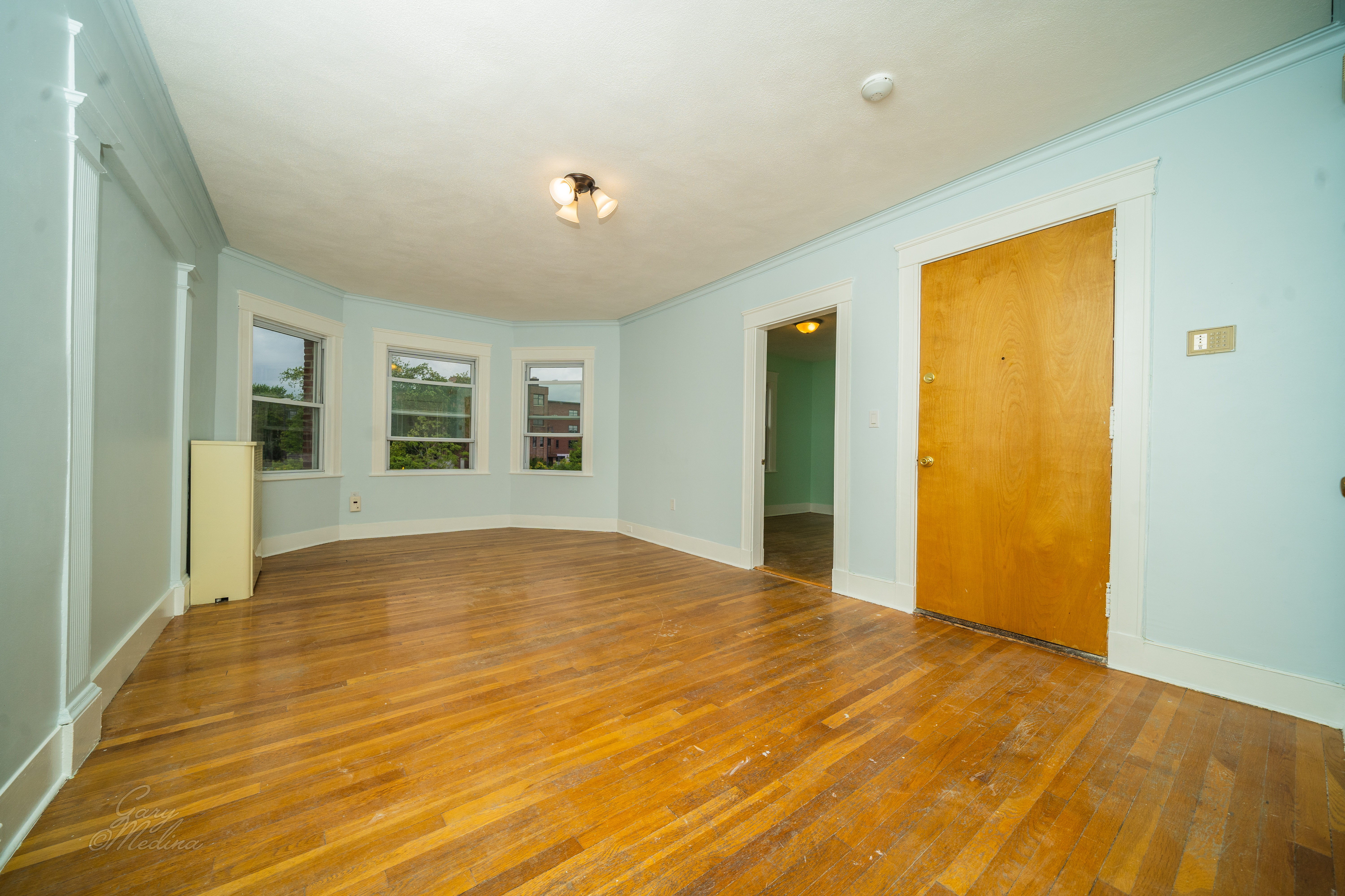 3 bed, 1 bath apartment for rent at 1500 Commonwealth Ave Unit 2, Brighton — photo 3 of 16