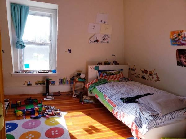 3 bed, 1 bath apartment for rent at 335 Lake Ave Unit 3, Newton Highlands — photo 21 of 22