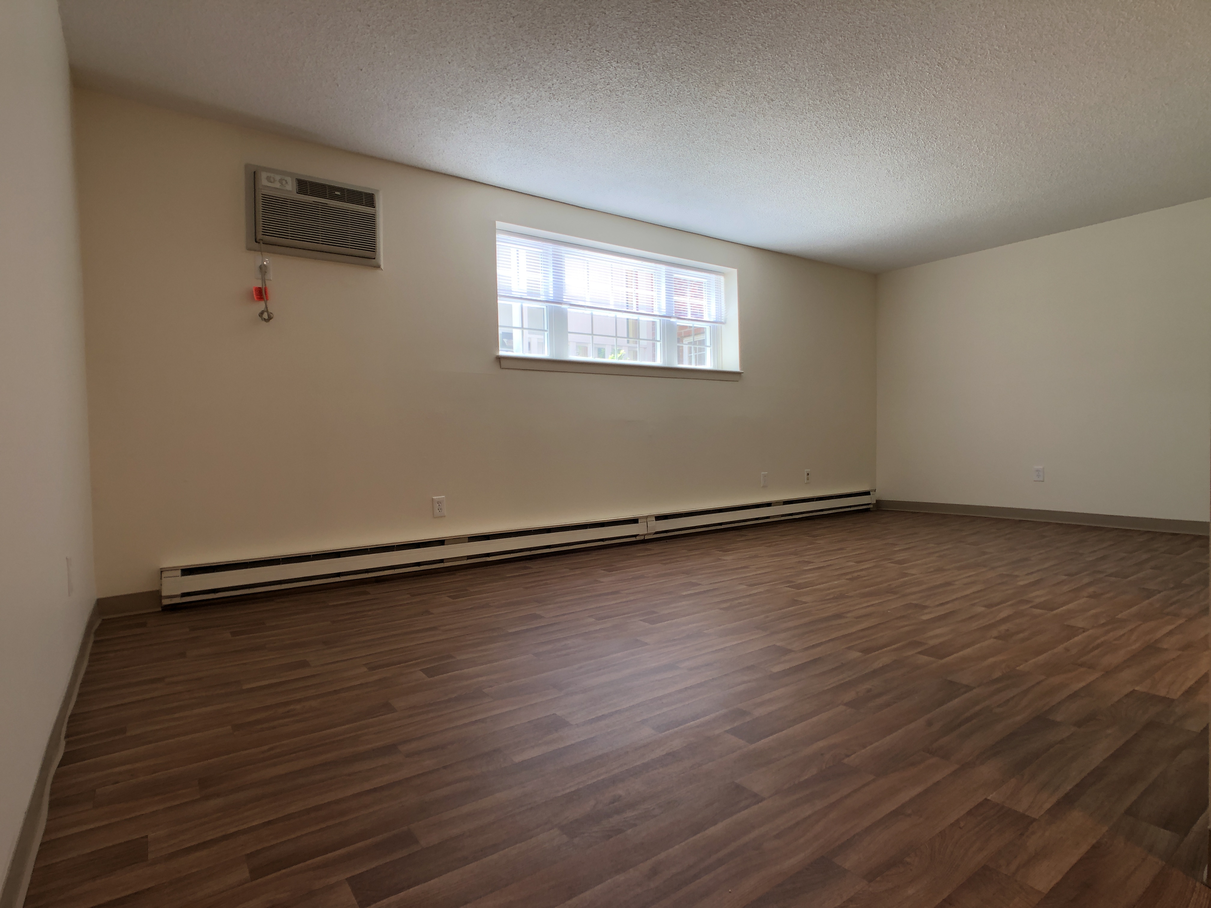 2 bed, 1 bath apartment for rent at 151 North St Unit E, Newtonville — photo 4 of 13