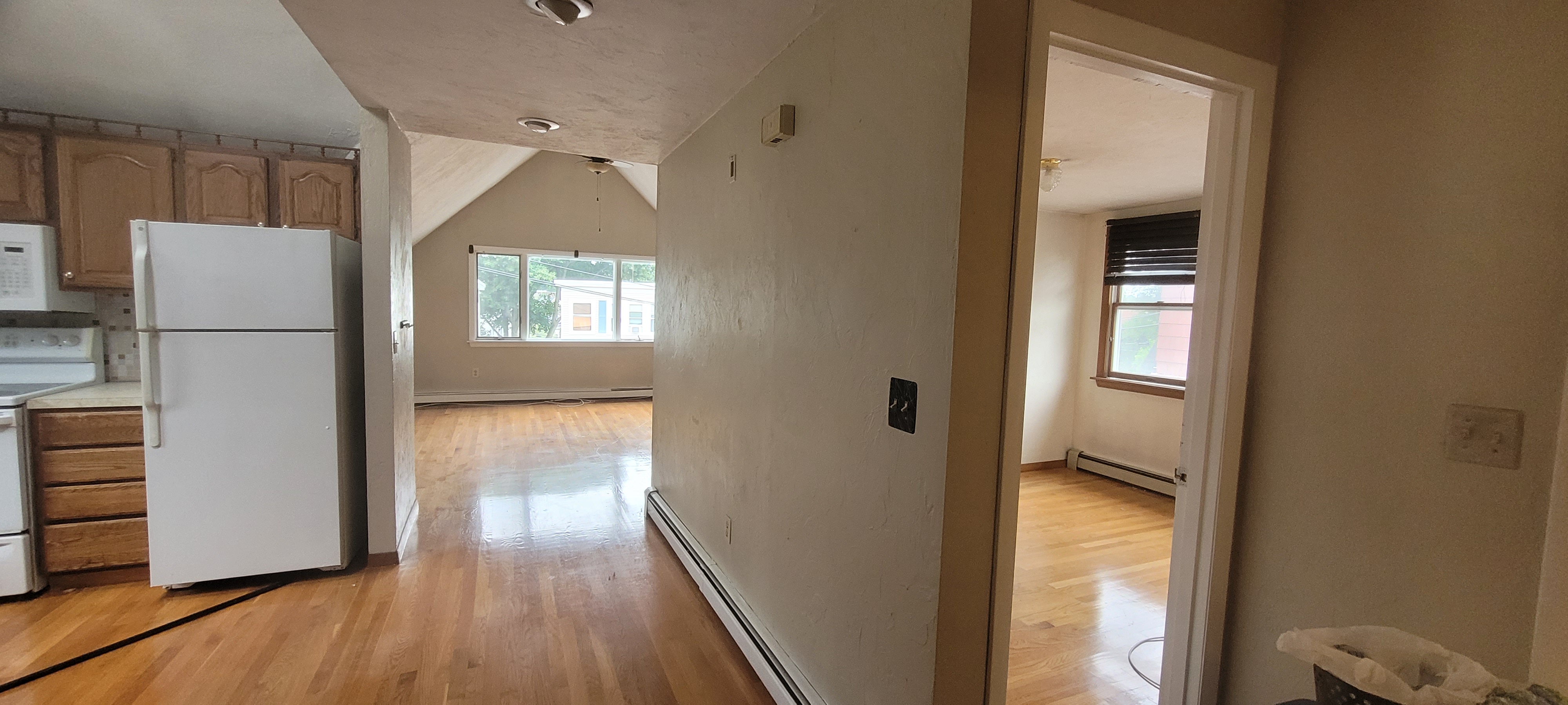 1.5 bed, 1 bath apartment for rent at 8 Hastings St Unit 3, West Roxbury — photo 5 of 8