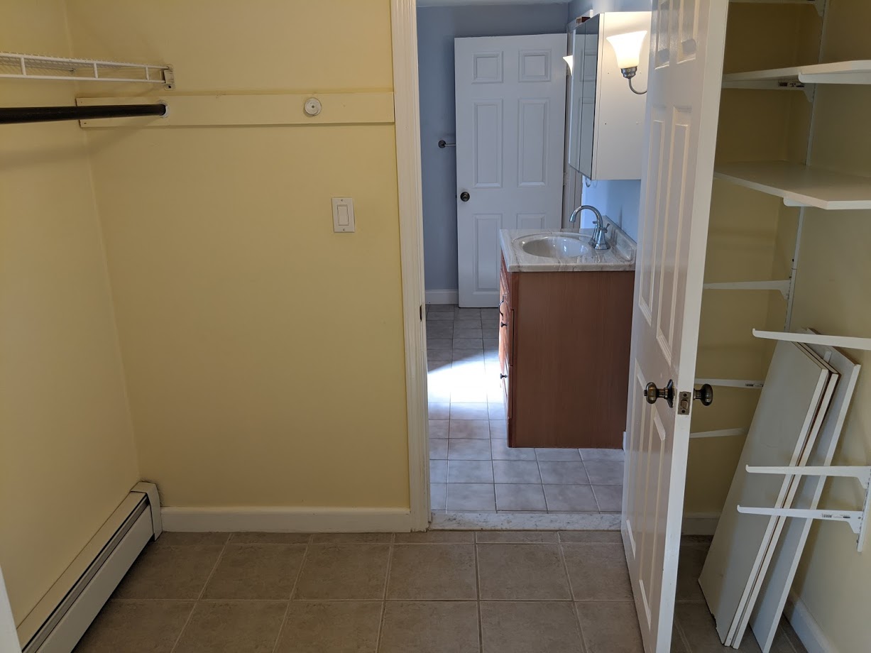 2 Oliver St, Watertown