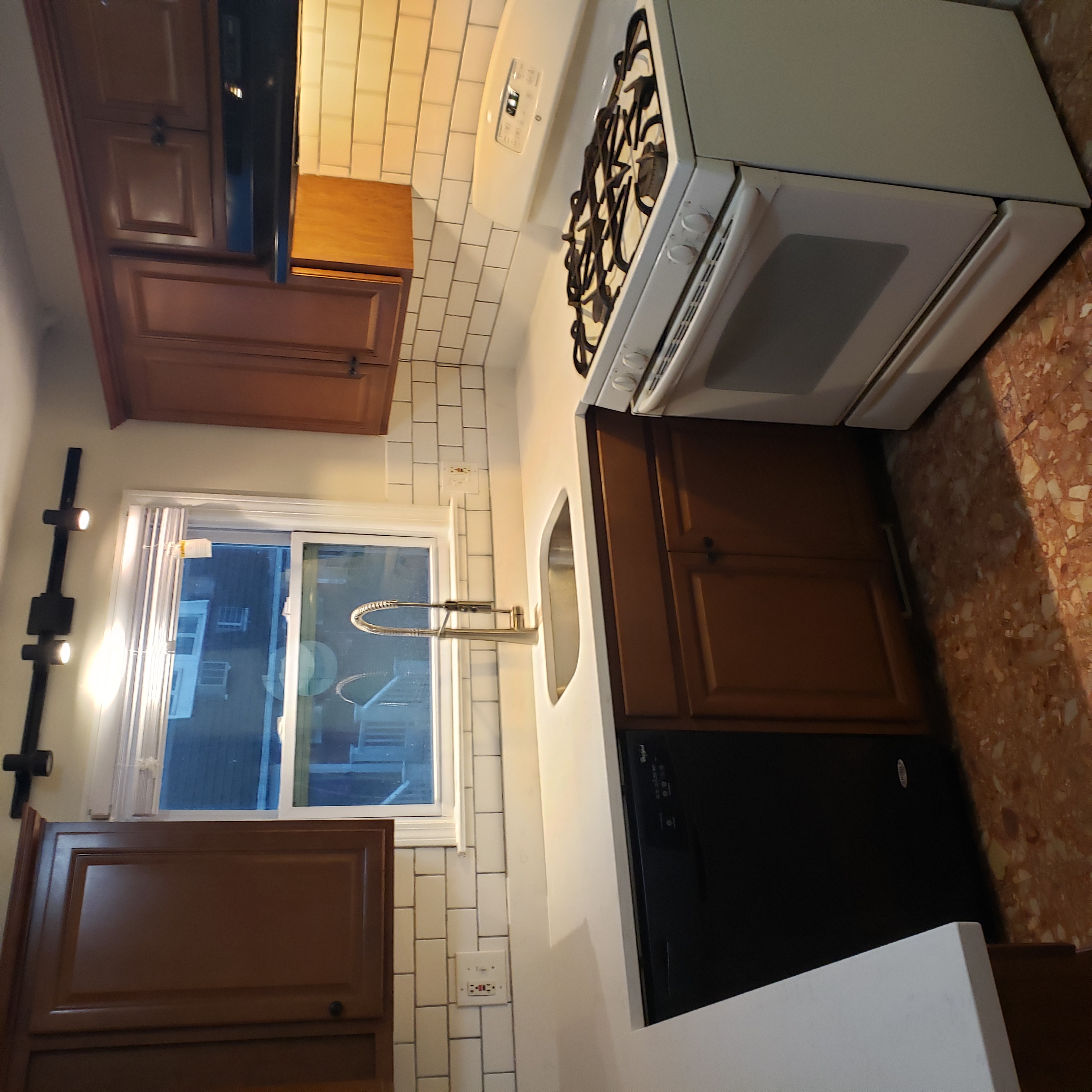 4 bed, 1.5 bath apartment for rent at 41 Boylston Rd Unit Townhouse, Newton Highlands — photo 2 of 6