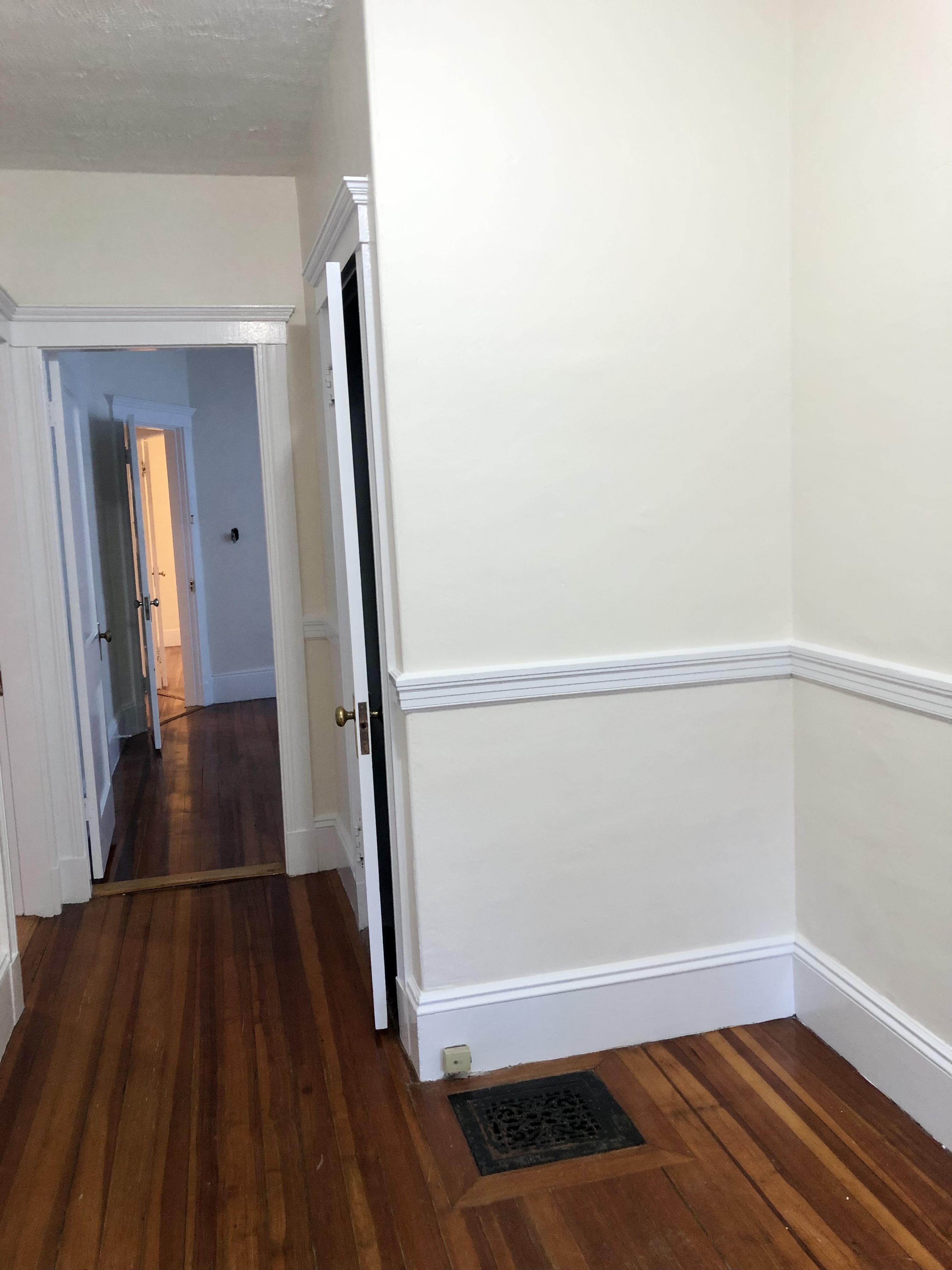 3 bed, 1 bath apartment for rent at 48 Langley Rd Unit 1, Brighton — photo 17 of 23