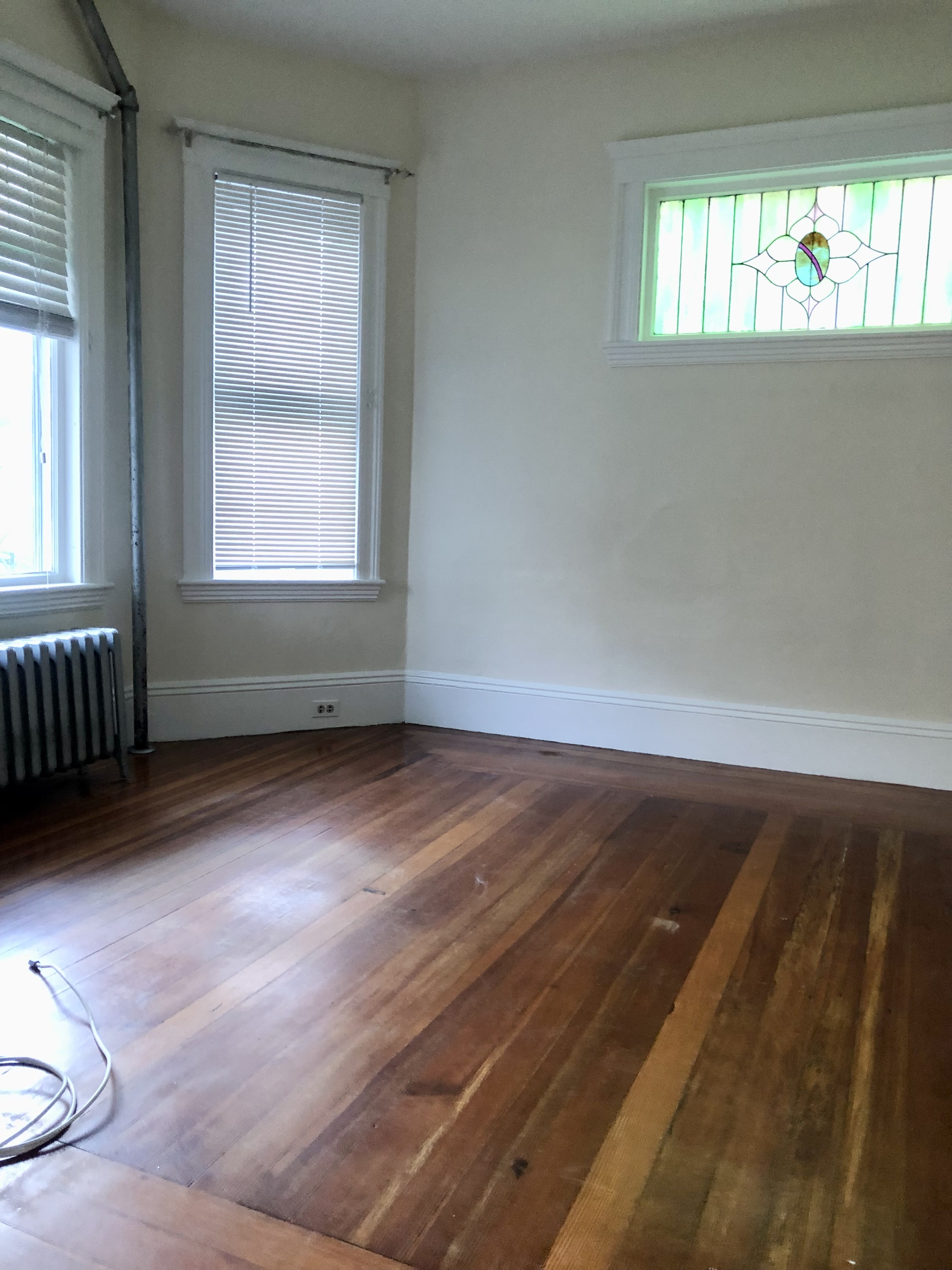 3 bed, 1 bath apartment for rent at 48 Langley Rd Unit 1, Brighton — photo 10 of 23
