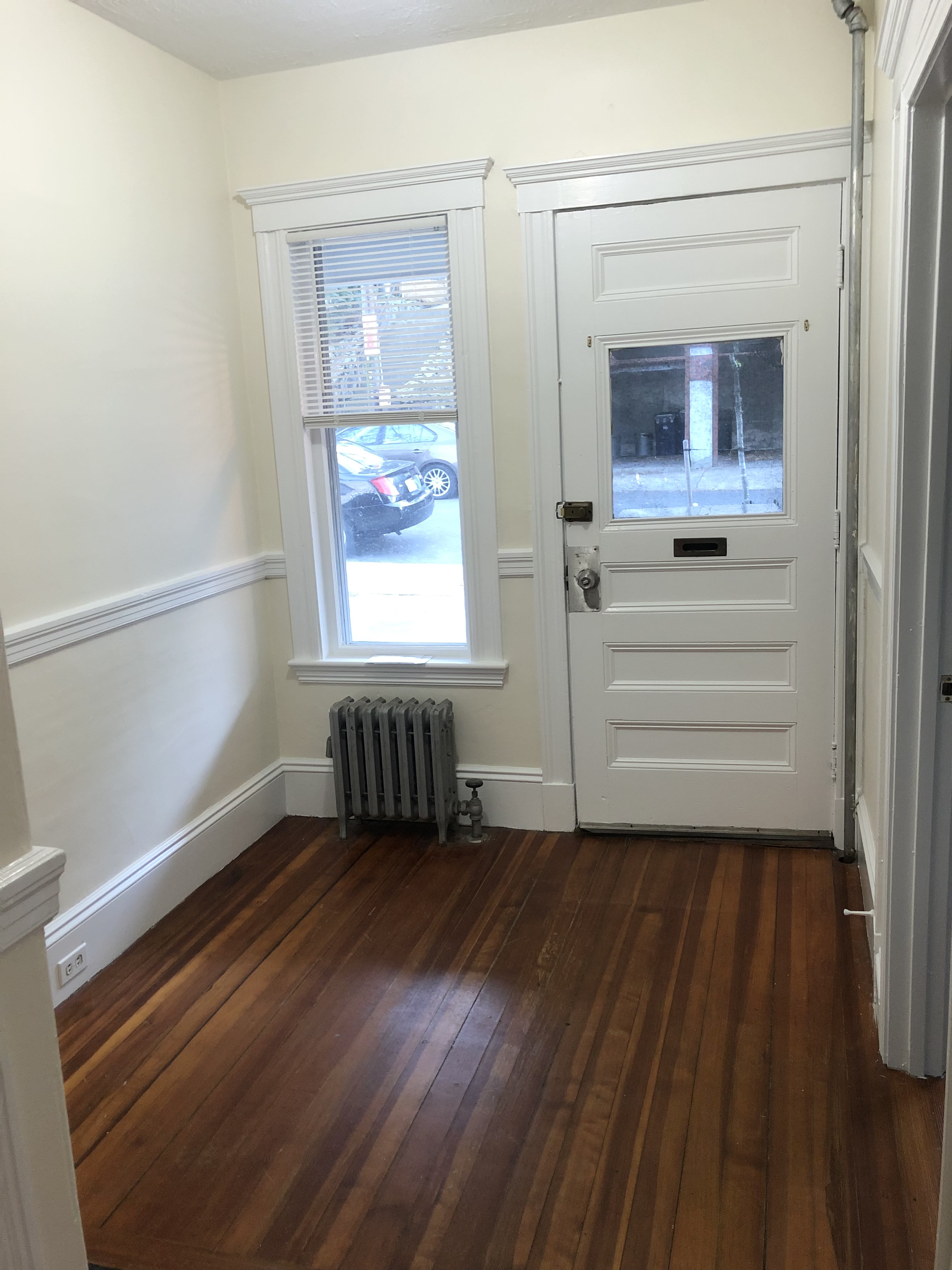 3 bed, 1 bath apartment for rent at 48 Langley Rd Unit 1, Brighton — photo 15 of 23