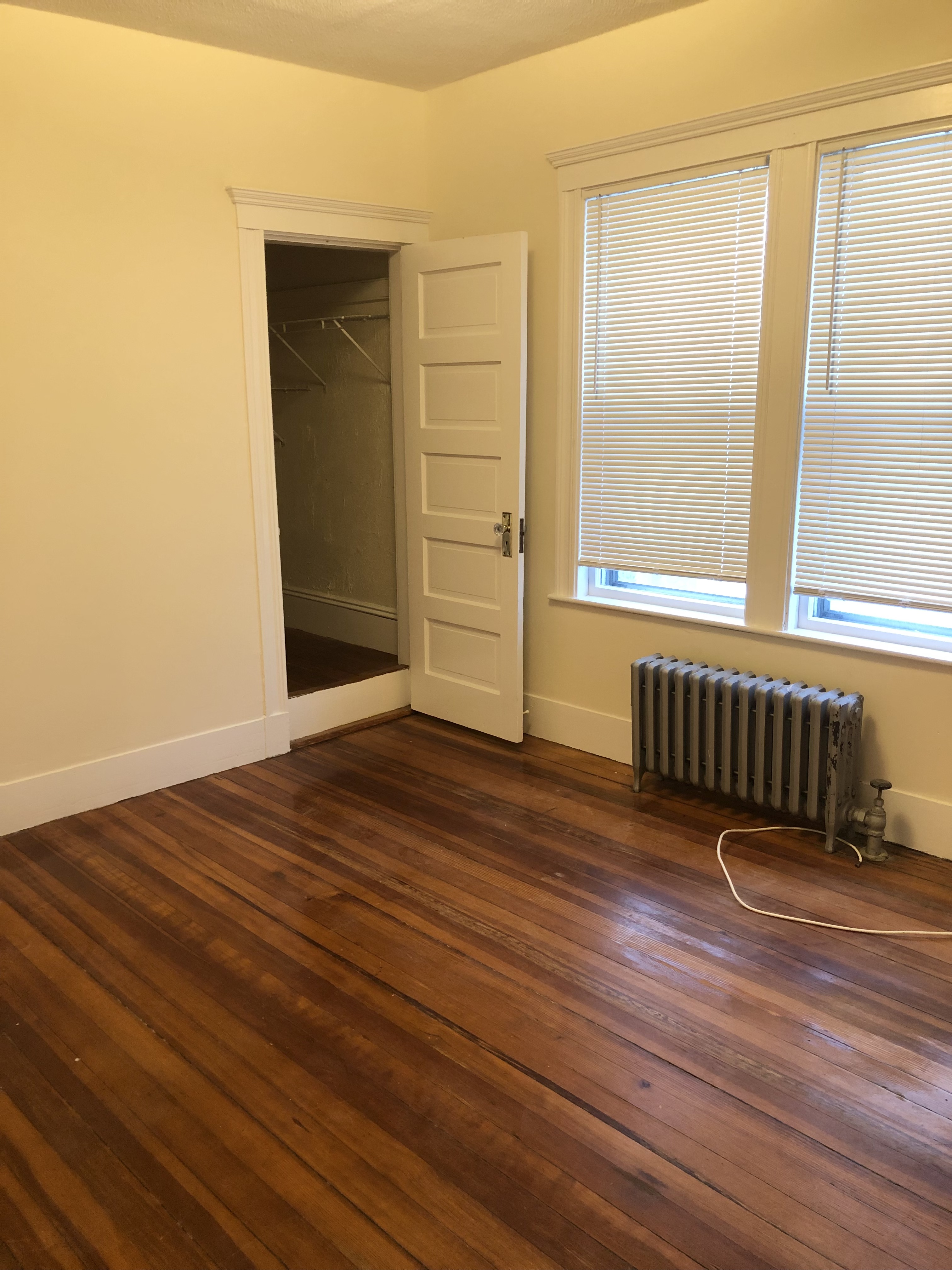 3 bed, 1 bath apartment for rent at 48 Langley Rd Unit 1, Brighton — photo 11 of 23