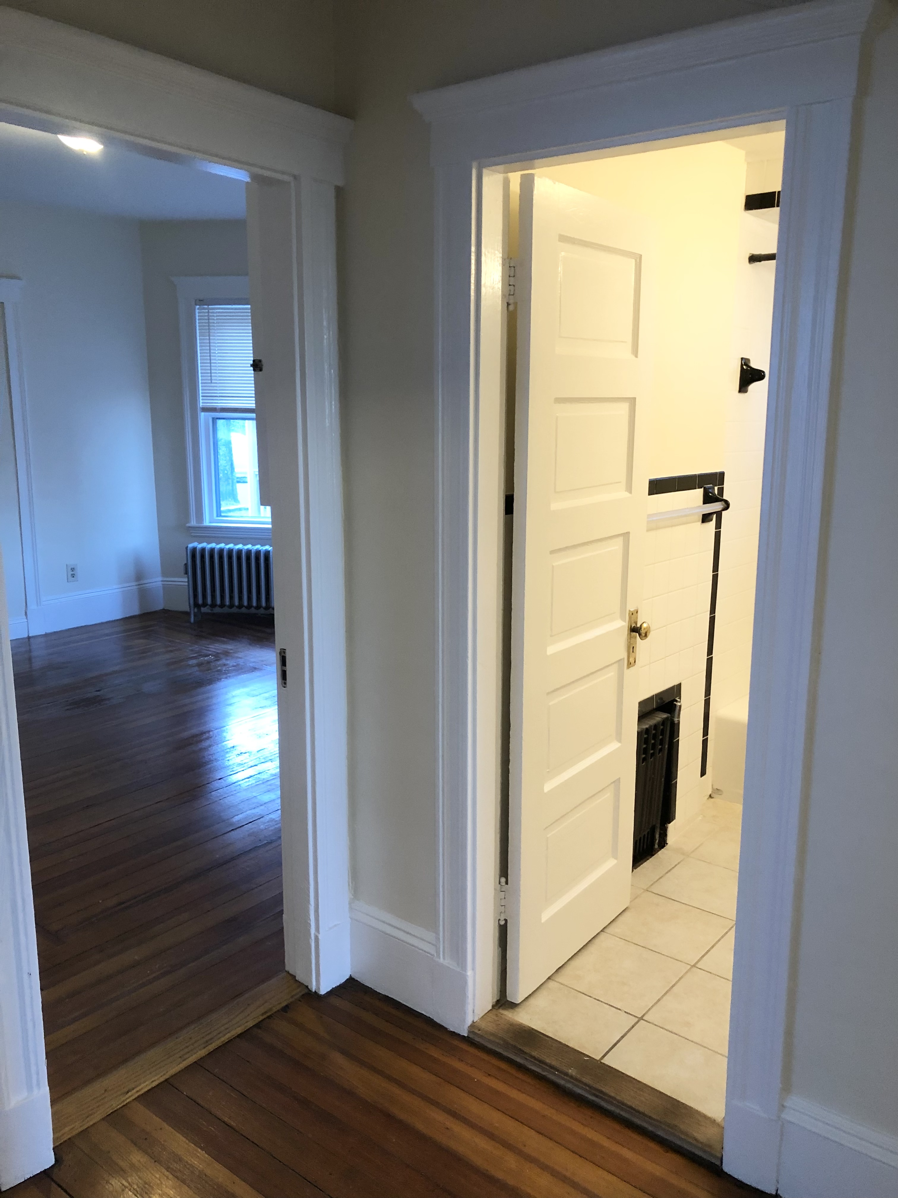 3 bed, 1 bath apartment for rent at 48 Langley Rd Unit 1, Brighton — photo 16 of 23