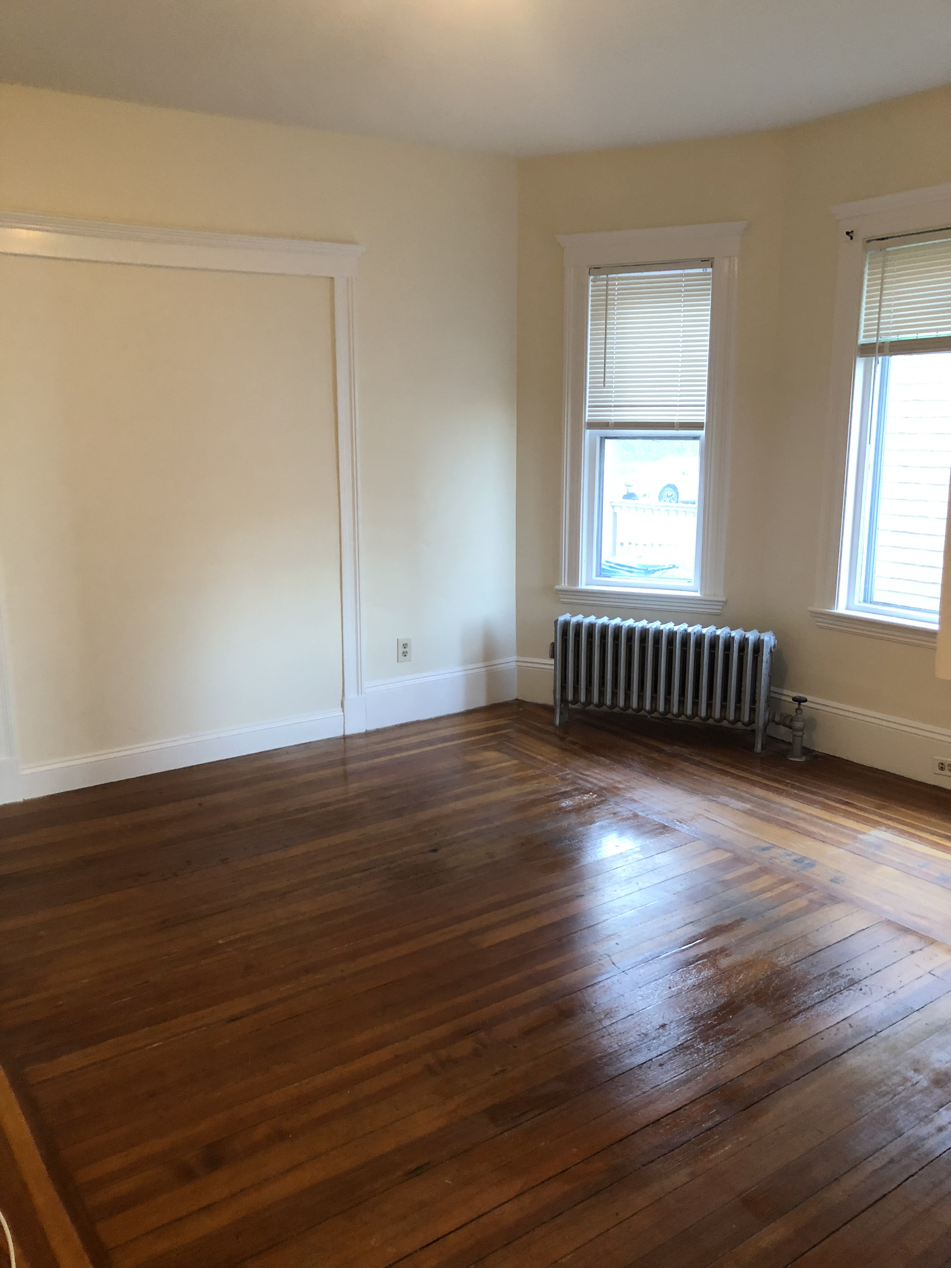 3 bed, 1 bath apartment for rent at 48 Langley Rd Unit 1, Brighton — photo 8 of 23