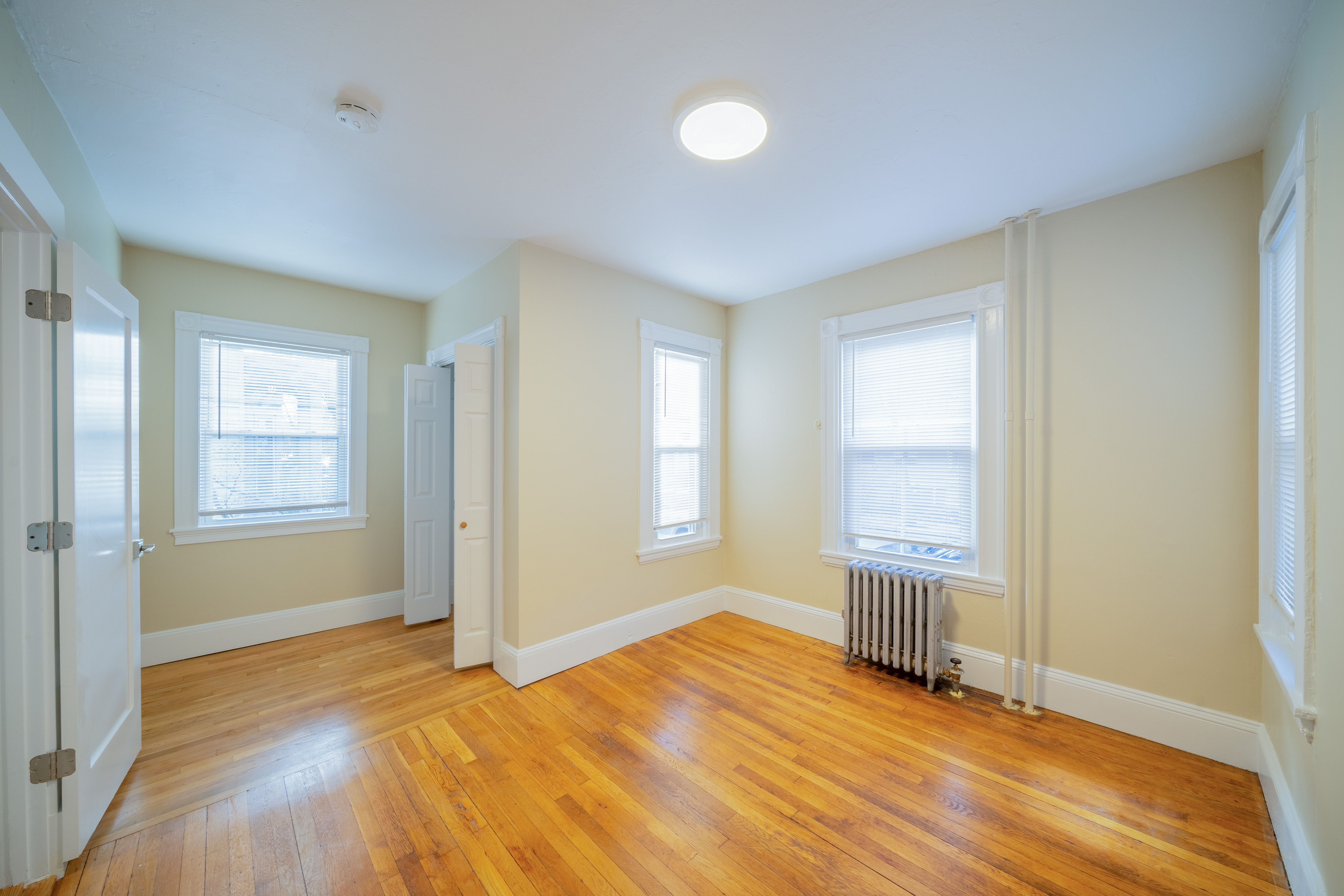 1590 Cambridge St, Harvard Square