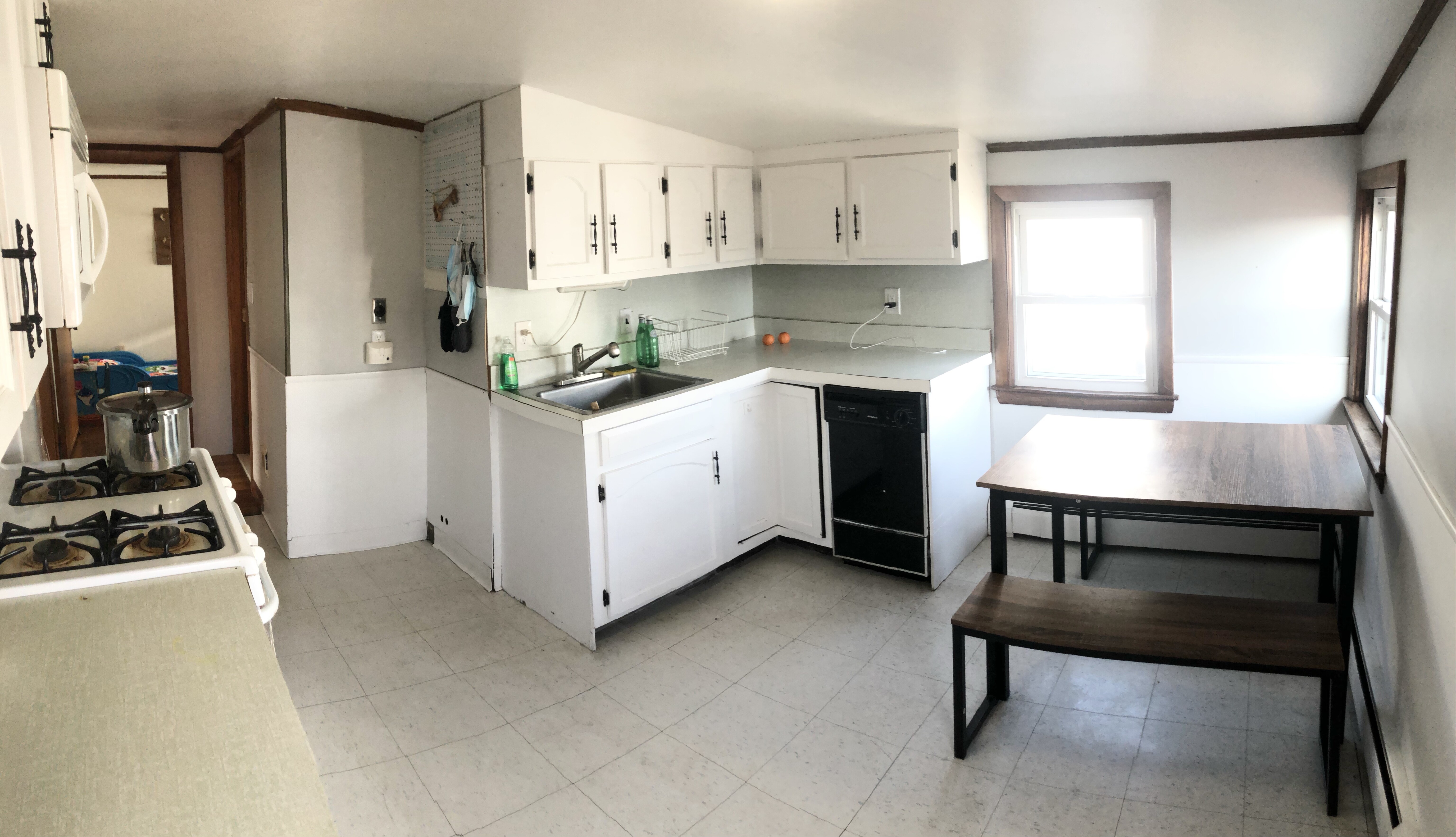 2 bed, 1 bath apartment for rent at 33 Purvis St Unit 3, Watertown — photo 4 of 18