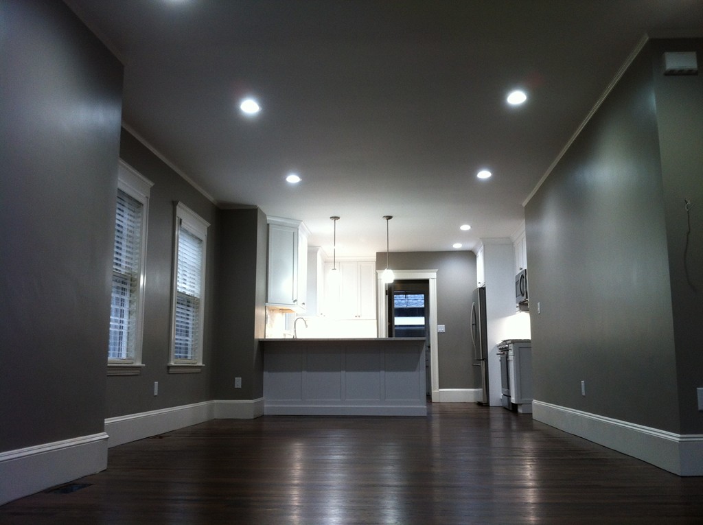 954 South, Roslindale