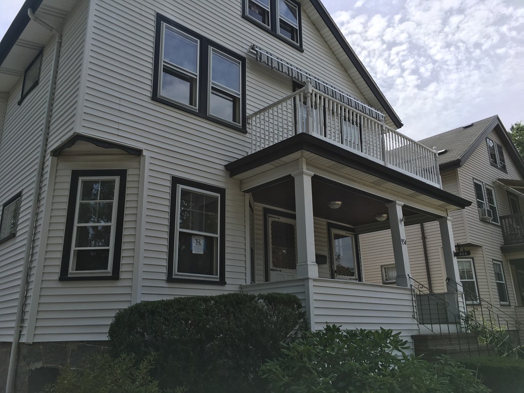 954 South, Roslindale