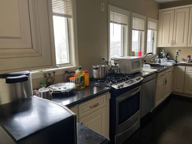 118 Lancaster Ter, Washington Square