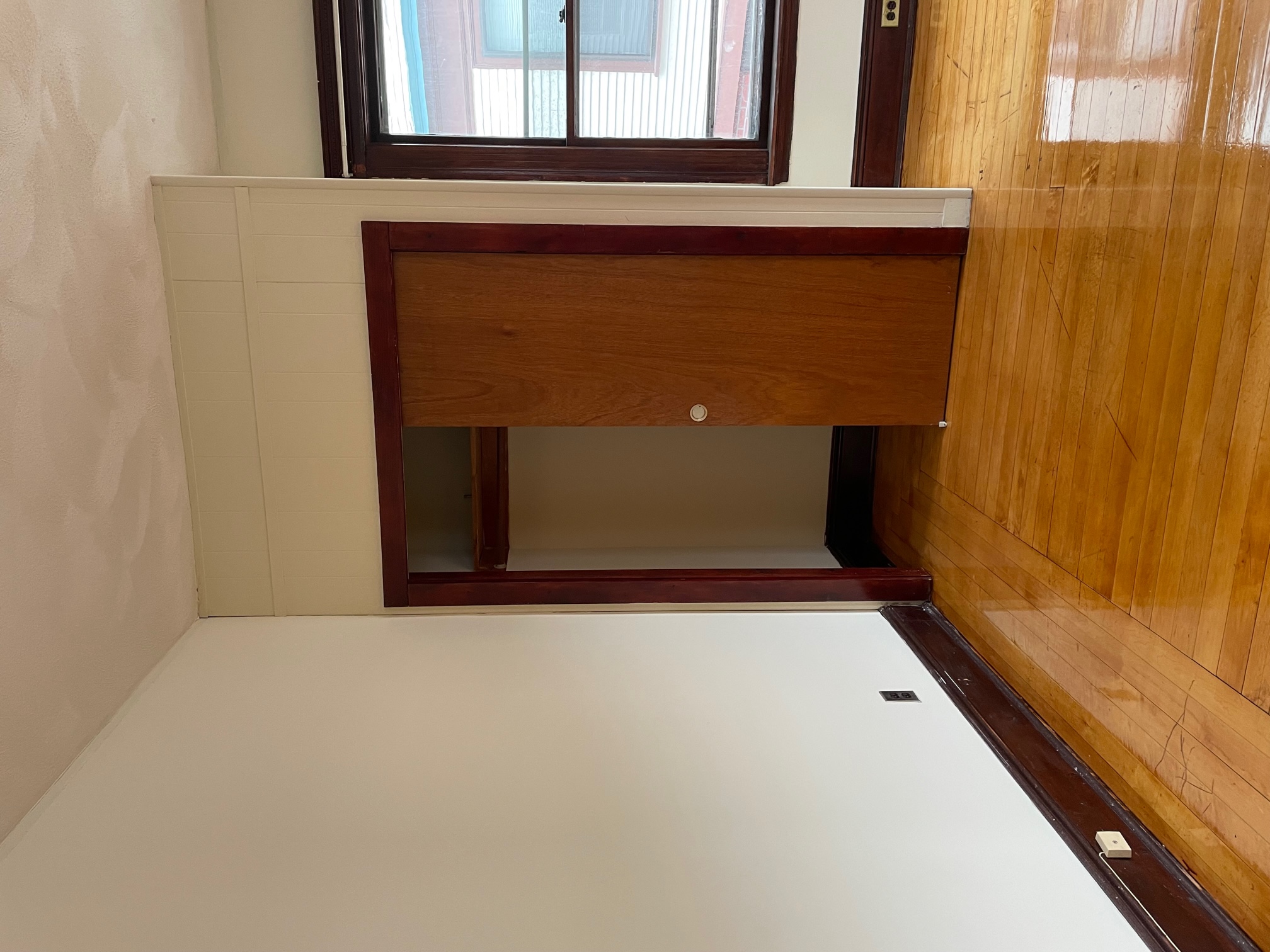 2 bed, 1 bath apartment for rent at 325 Faneuil St Unit 1A, Brighton — photo 5 of 10