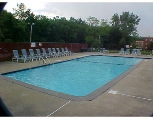 50 56 Broadlawn Park, West Roxbury