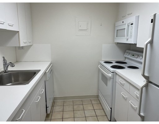 50 56 Broadlawn Park, West Roxbury