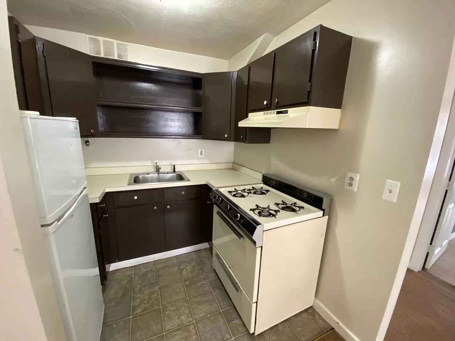 141 9th St, South Boston