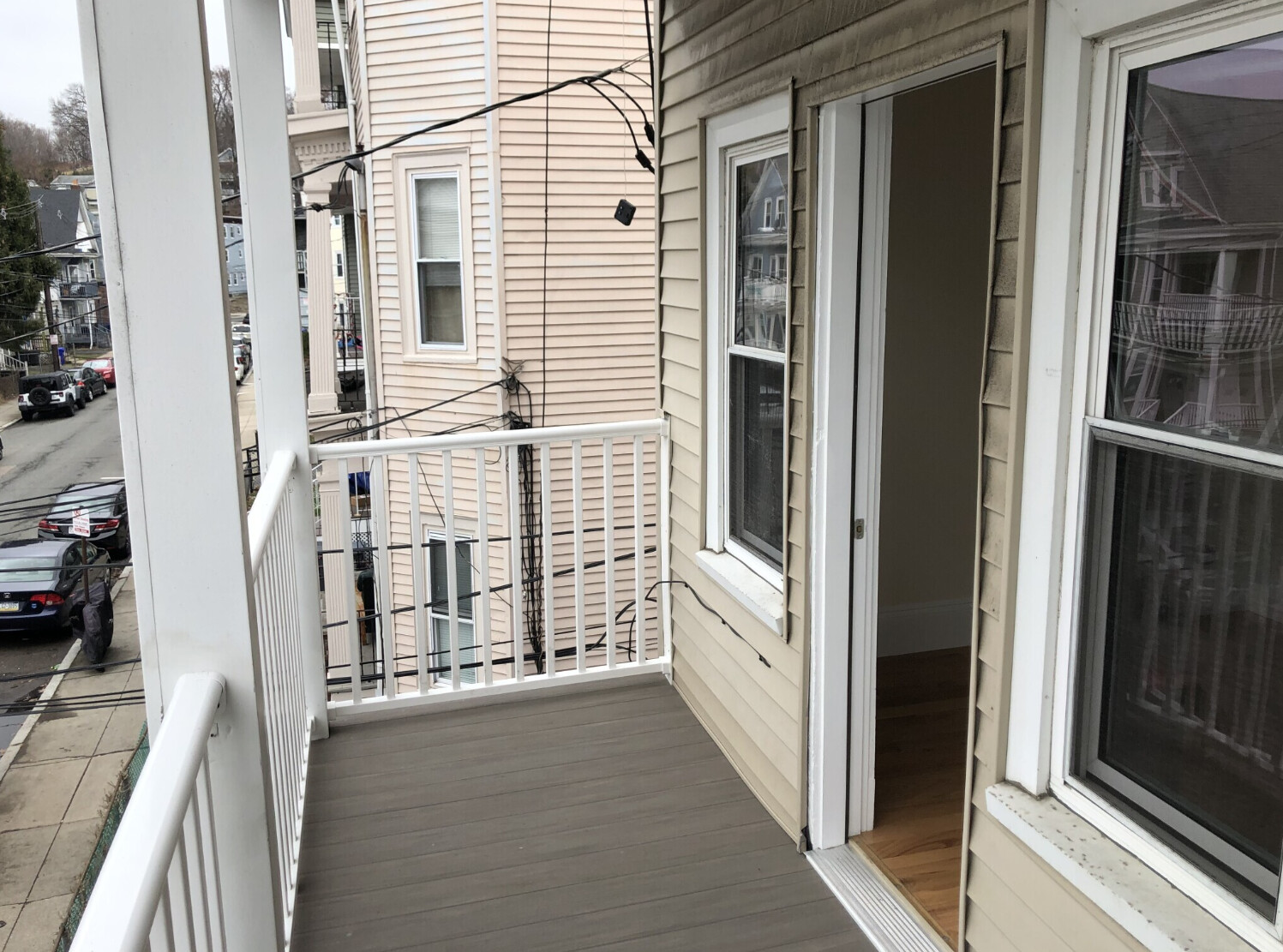 36 Brackett St, Oak Square