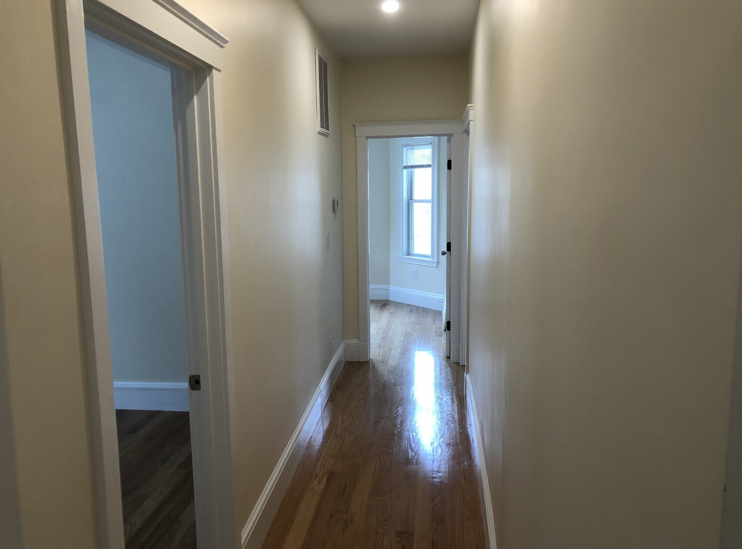 36 Brackett St, Oak Square