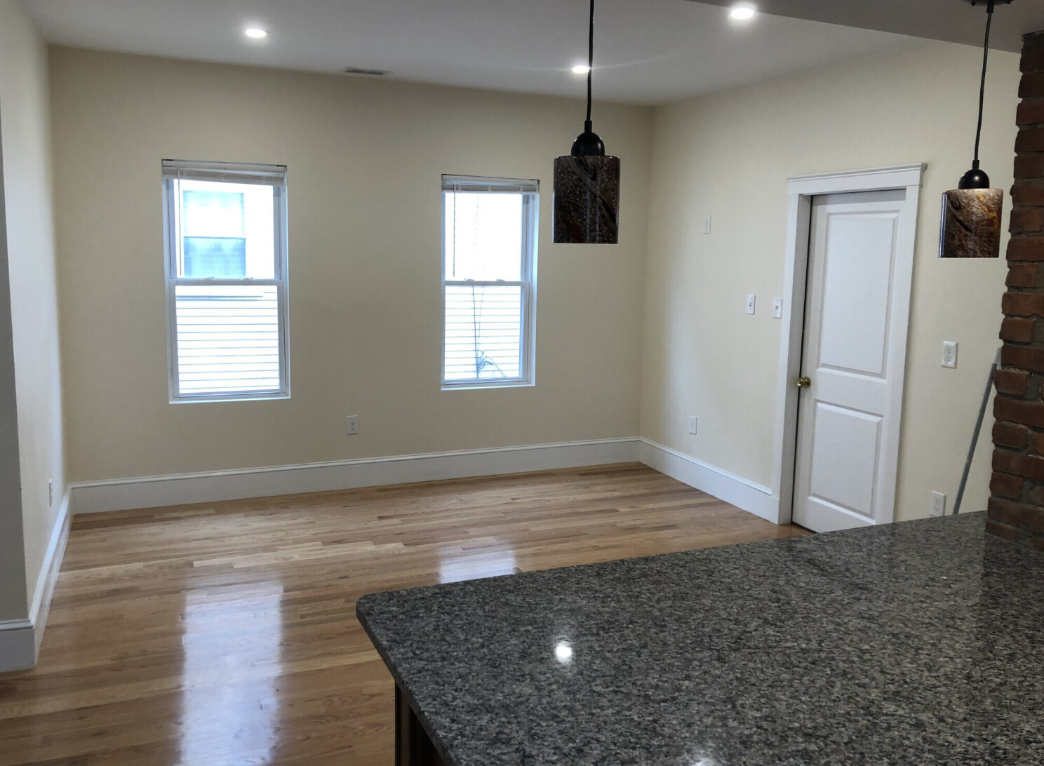 36 Brackett St, Oak Square