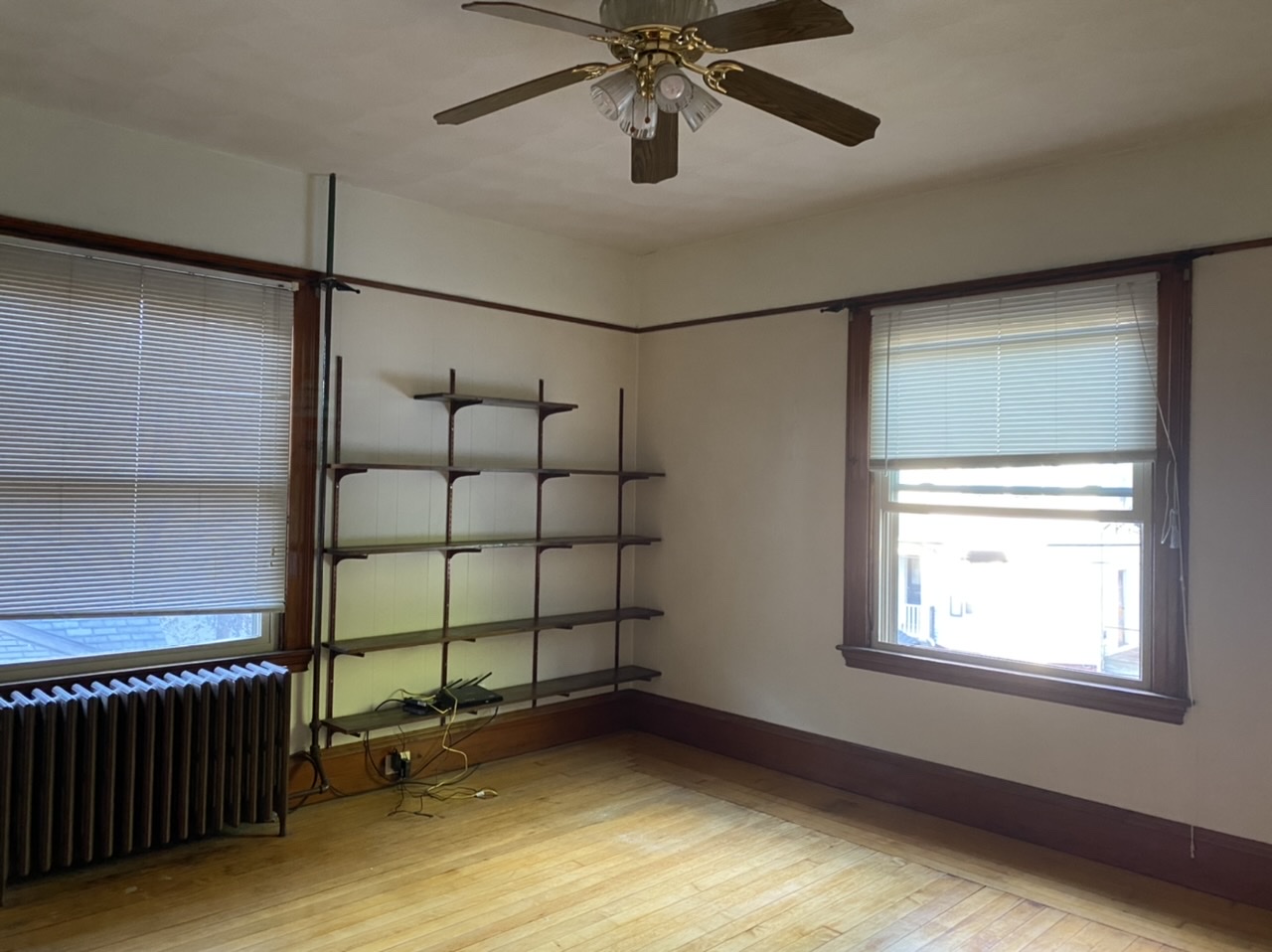 22 Grand View Ave, East Somerville