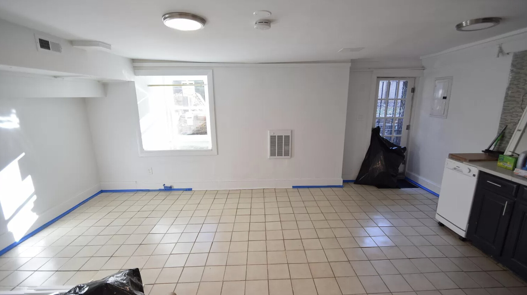 682 Parker St, Mission Hill