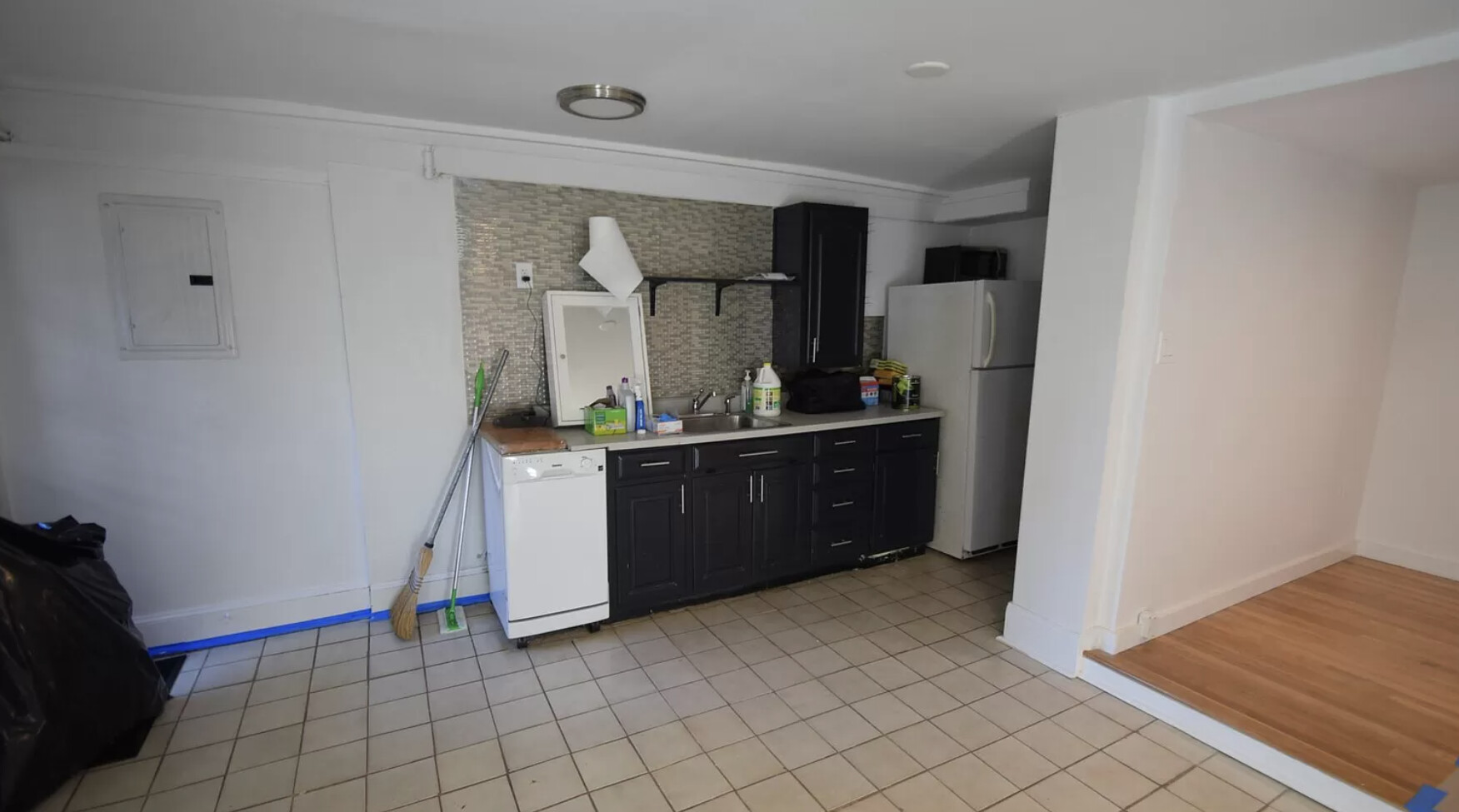 682 Parker St, Mission Hill