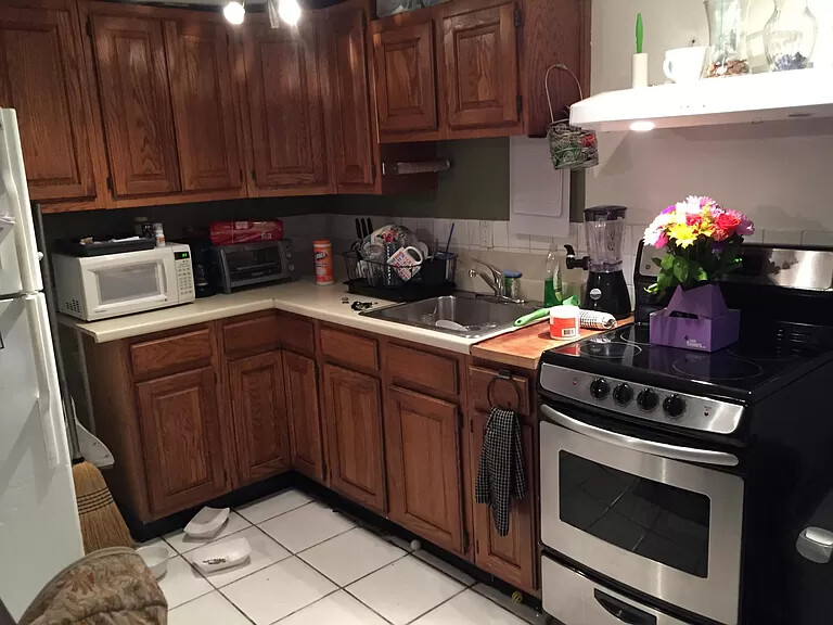 684 Parker St, Mission Hill