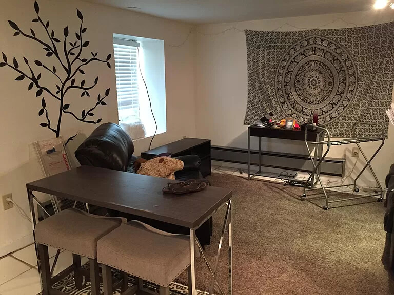 684 Parker St, Mission Hill