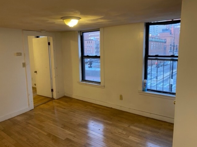 238 Cambridge St, Mission Hill