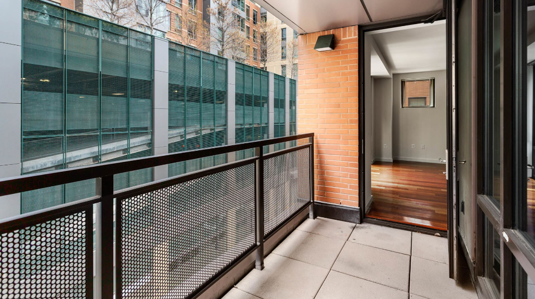 101 Canal St, North End