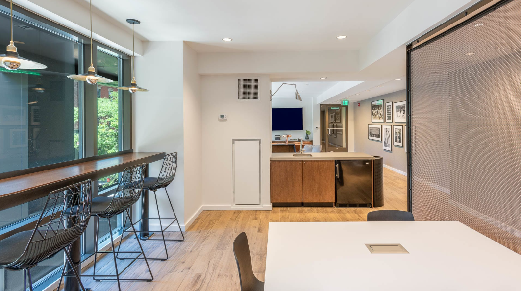 101 Canal St, North End