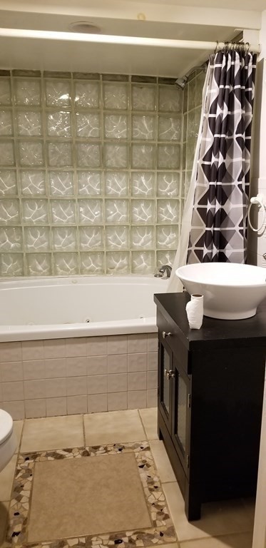 8 Sewall St, Mission Hill