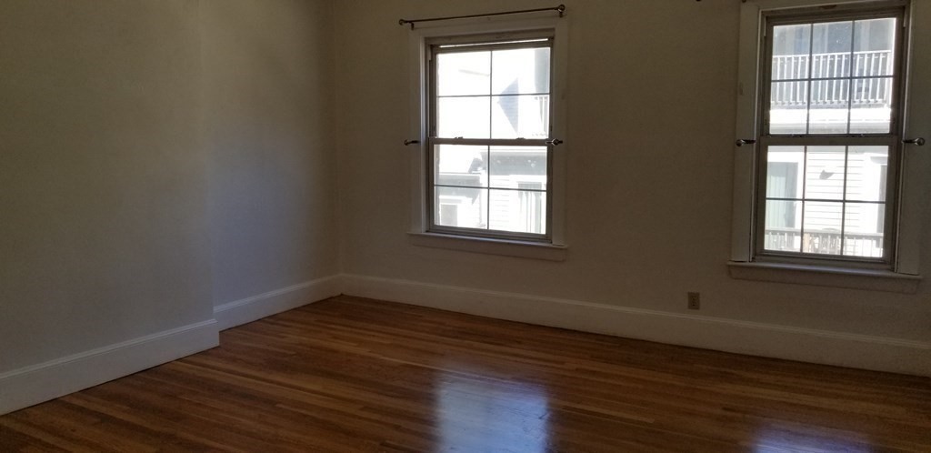 8 Sewall St, Mission Hill