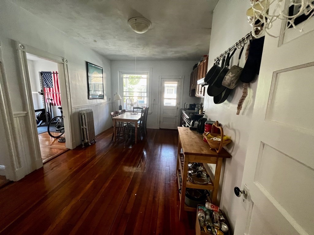 811 Centre St, Jamaica Plain