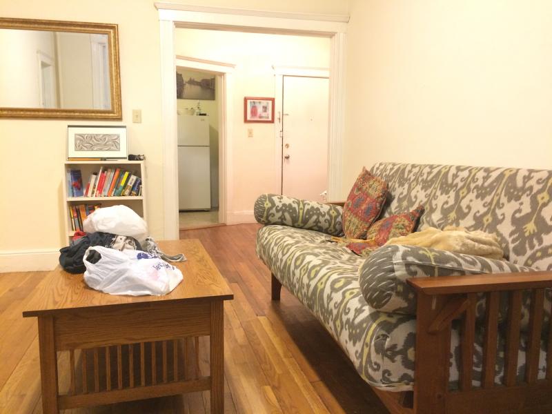 1728 Commonwealth, Brighton