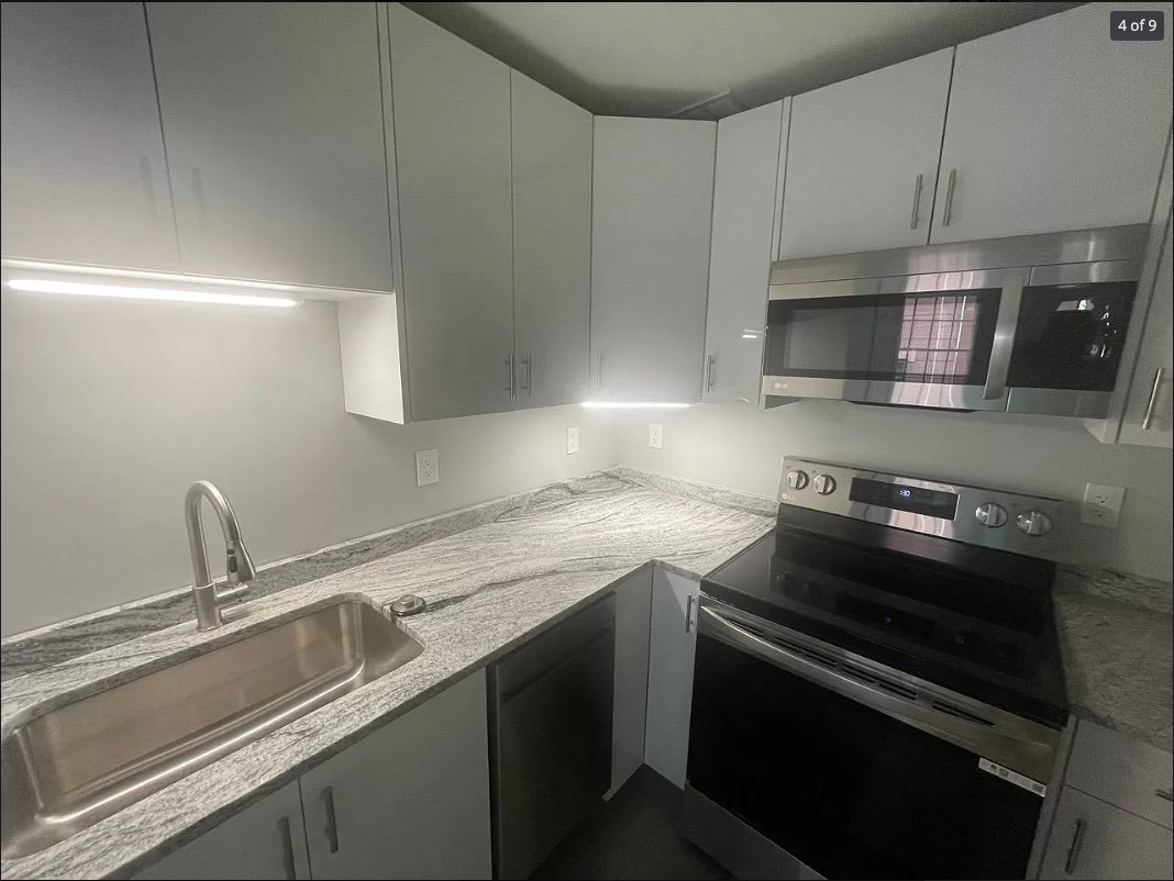 78 Tyler St, Chinatown