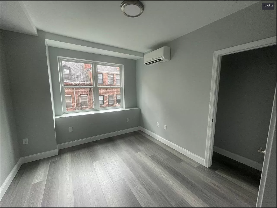 78 Tyler St, Chinatown