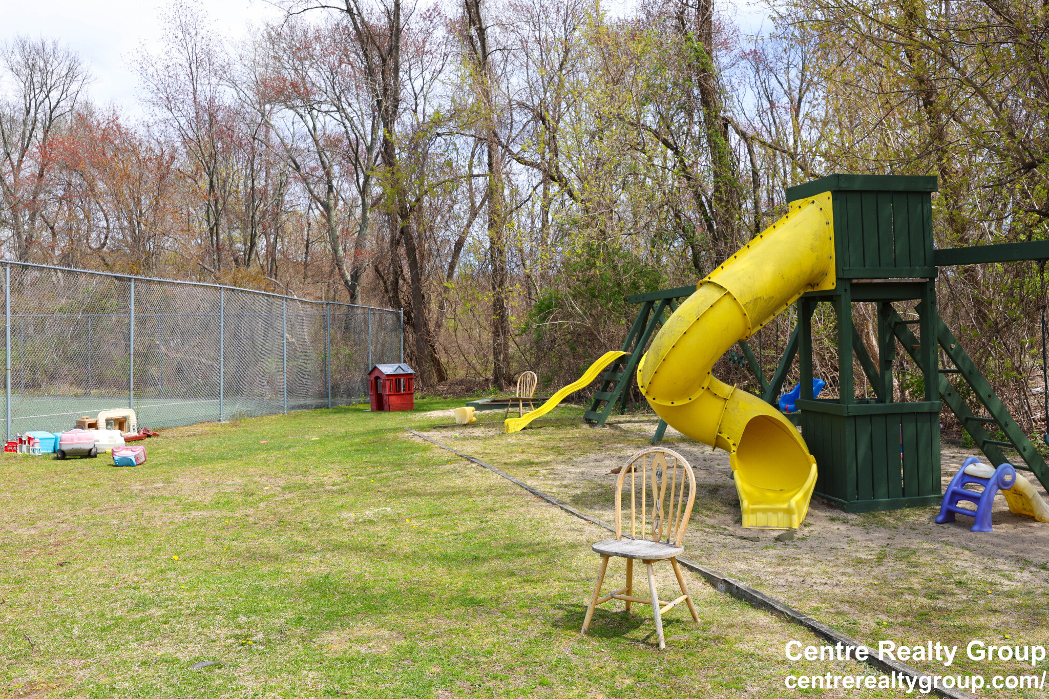 8 Bryon Rd, West Roxbury