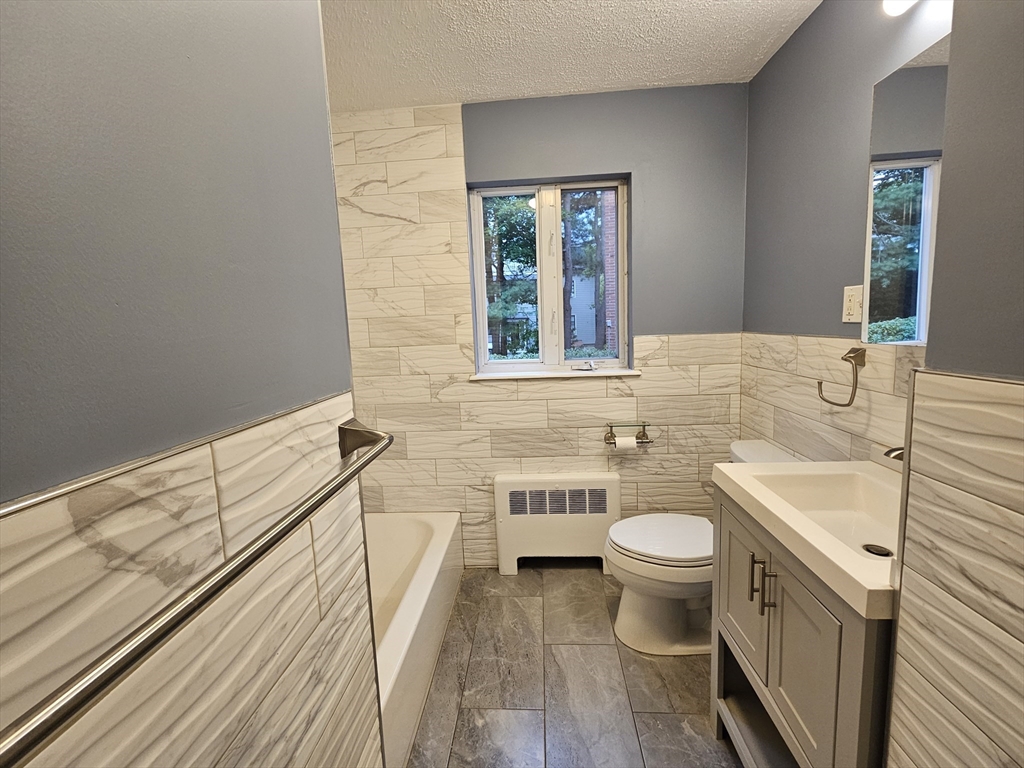 115 Langley Rd, Newton Center