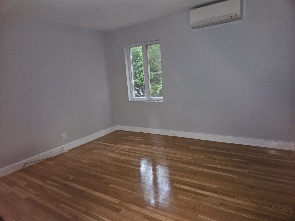 115 Langley Rd, Newton Center