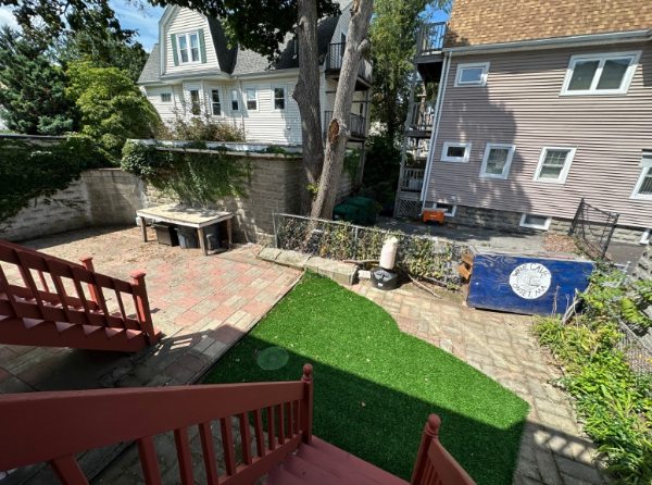 107 North St, Tufts University