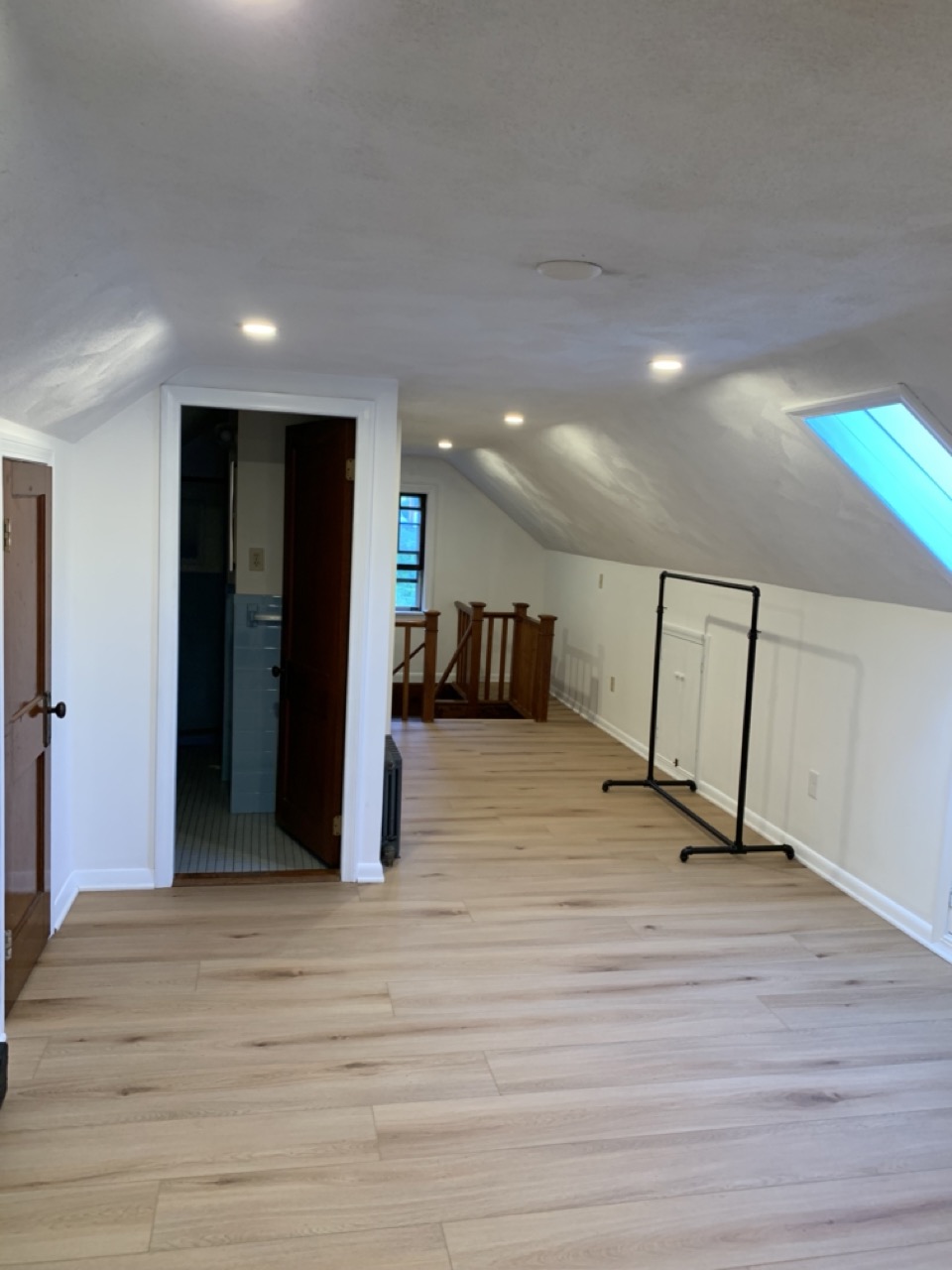 15 Upland Rd, West Somerville