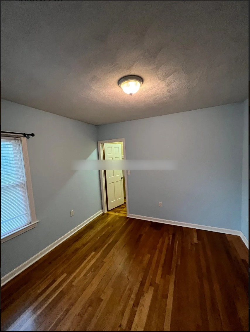 23 Renfrew St, Tufts University