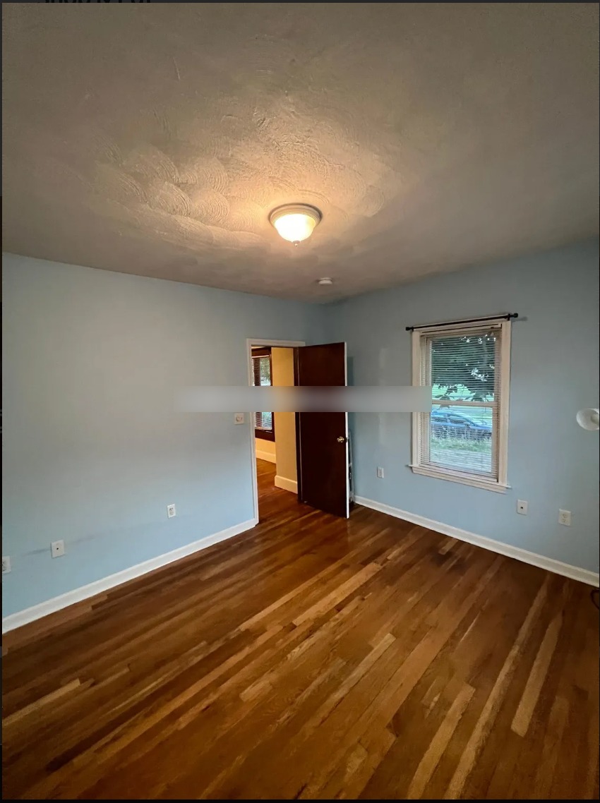 23 Renfrew St, Tufts University